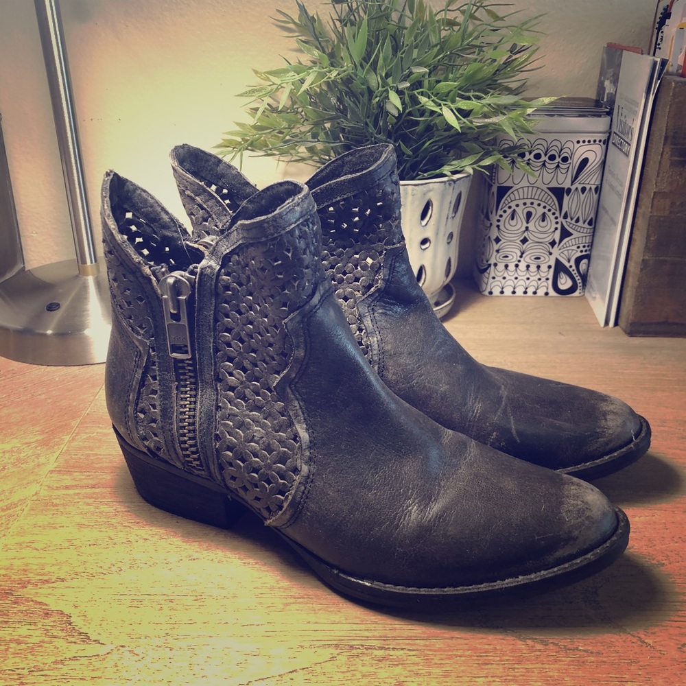 Shortie Cowgirl Boots